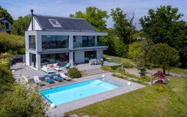 Villa 7.5 pièces - image - 1