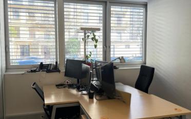 Bureau - image - 10