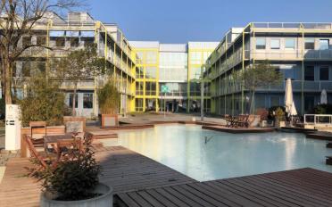 Commercial - image - 3