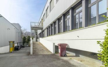 Commercial - image - 10