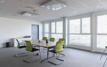 Office - image - 4