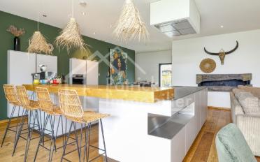 Maison 8.5 pièces - image - 8