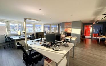Bureau - image - 4