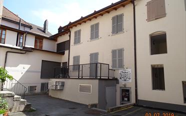 Residential building 20.5 rooms - image - 2