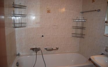 Residential building 20.5 rooms - image - 5