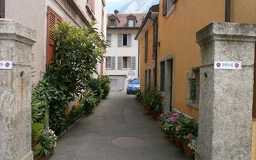 Residential building 20.5 rooms - image - 15