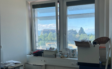 Office - image - 8