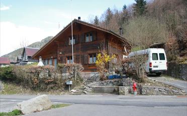 Chalet 5.5 pièces - image - 5