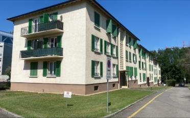 Place à motos extérieure - image - 1
