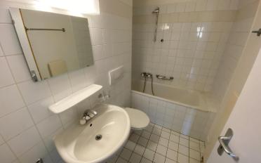 Apartment 4 rooms - image - 6