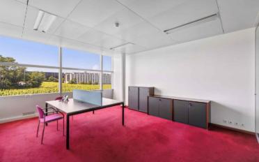 Office - image - 5