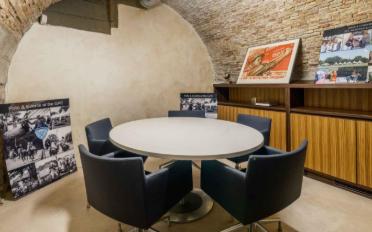 Office - image - 6