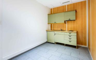 Office - image - 8