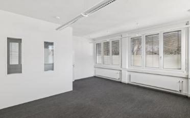 Office - image - 10