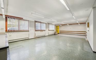 Office - image - 4