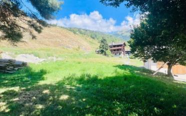 Building land - image - 8