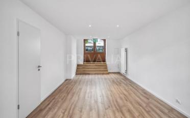 Mixed use property - image - 2