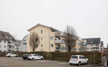 Place à motos couverte - image - 1