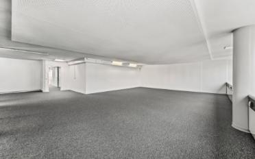 Office - image - 9