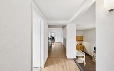 Bureau - image - 2