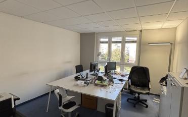 Bureau - image - 2