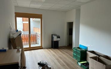 Office - image - 12