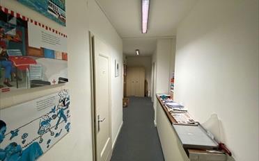 Office - image - 7