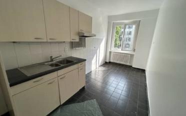 Apartment 4 rooms - image - 2