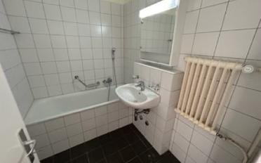 Apartment 4 rooms - image - 4