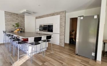 Maison contiguë 9 pièces - image - 6