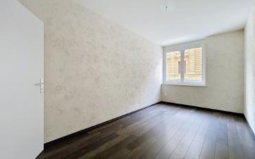 Apartment 4 rooms - image - 5