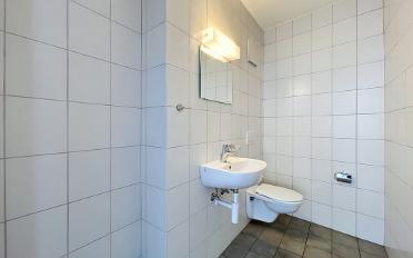Apartment 4 rooms - image - 9