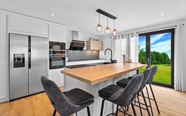 Villa 5.5 Zimmer - image - 2