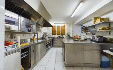 Maison 9 pièces - image - 4
