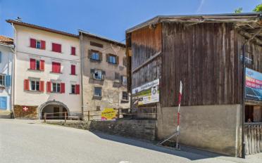 Maison contiguë 13 pièces - image - 1