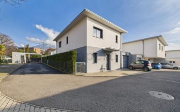 Einfamilienhaus 8 Zimmer - image - 1