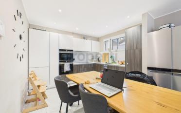 Residential building 11.5 rooms - image - 5