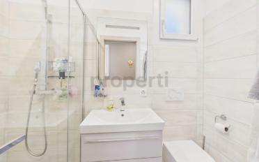 Residential building 11.5 rooms - image - 11