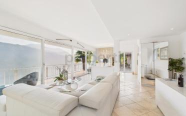 Villa 4.5 Zimmer - image - 1