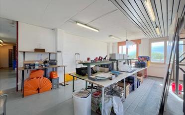 Office - image - 6