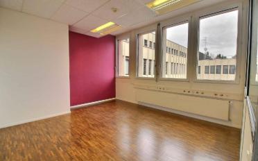 Office - image - 5