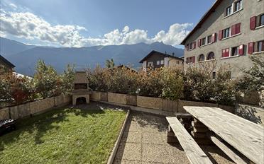 Terrace house - image - 3