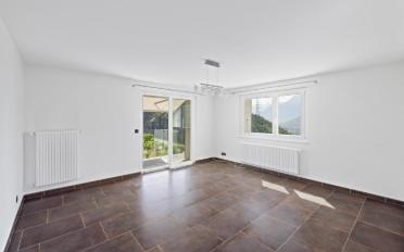 Einfamilienhaus 4.5 Zimmer - image - 2
