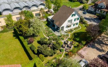 Einfamilienhaus 4.5 Zimmer - image - 1