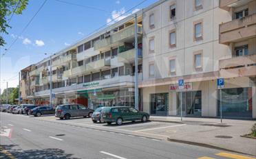 offener Parkplatz - image - 1