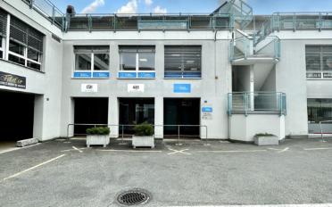 Office - image - 1
