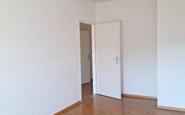Apartment 4 rooms - image - 7