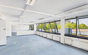 Bureau - image - 1