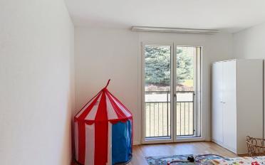Apartment 4 rooms - image - 7