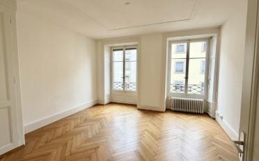 Bureau - image - 2